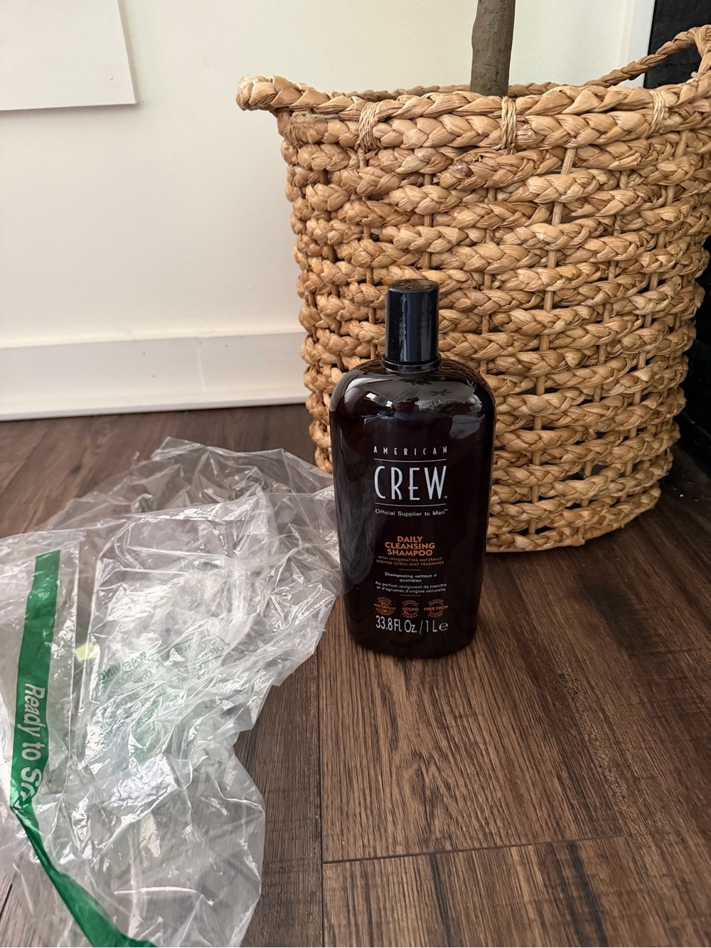 American Crew Daily Cleansing Shampoo - 33.8 oz New
